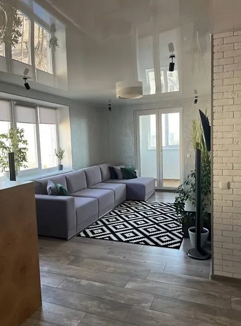 Продаж 3к Квартира 56 кв.м Перемоги 51 Zhytomyr - photo 1