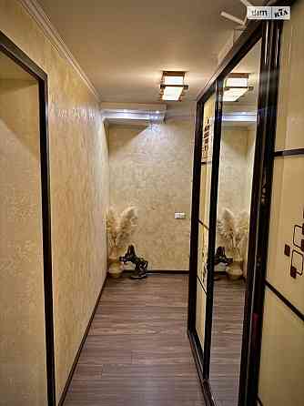 Продаж Квартира 3-кімнатна, 4/5 поверх на Миколаївська Винница