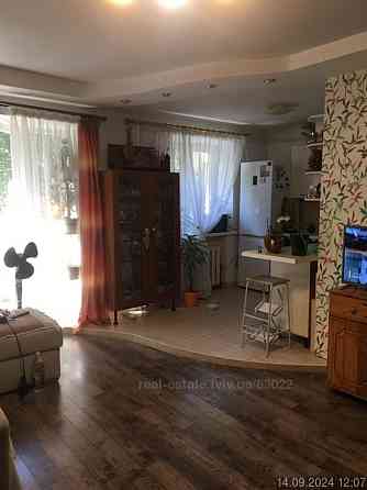 Продаж Квартира 2-кімнатна, 3/5 поверх на вул. Перемиська Львів