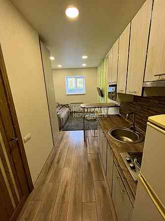 Продаж Квартира 1-кімнатна, 1/5 поверх на вул. Молодой Гвардии Kharkiv