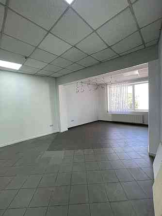 Оренда офісне приміщення на вул. Новгородська поверх - 3/4 Івано-Франківськ