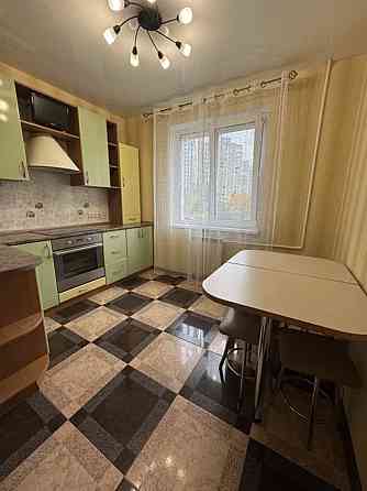 Оренда Квартира 2-кімнатна, 2/16 поверх на вул. Анни Ахматової, 14б Kiev