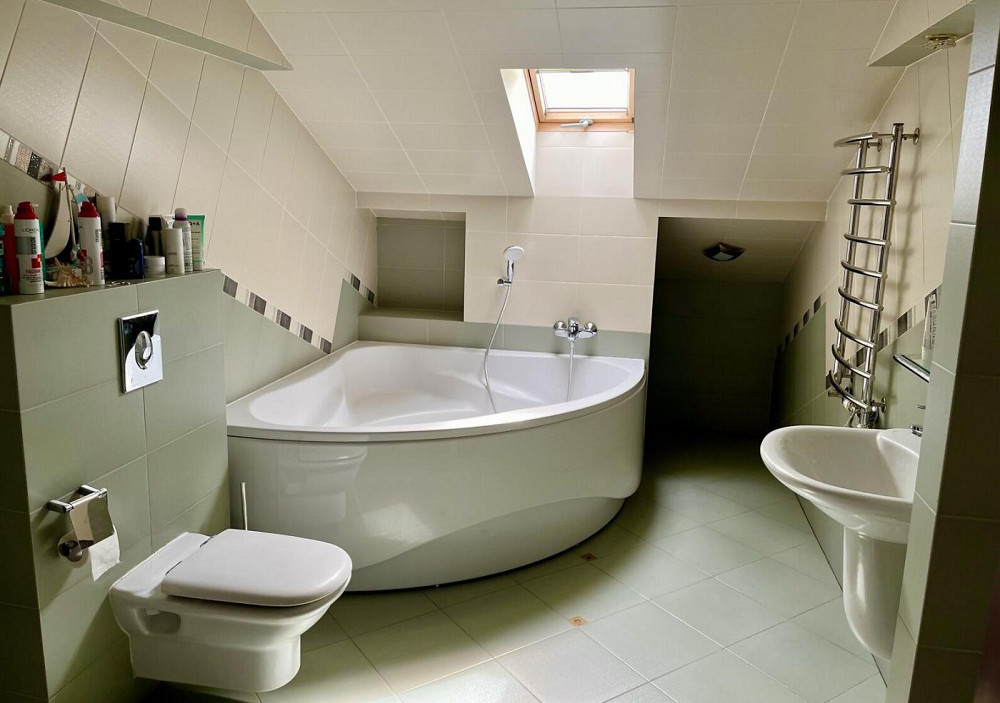 Продаж Квартира 4-кімнатна, 3/4 поверх на вул. Мельника Андрія Львів - фото 13