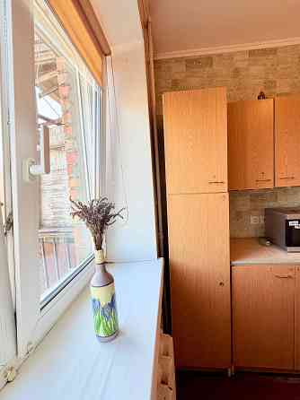 Продаж Квартира 2-кімнатна, 3/5 поверх на Повітряних сил вул., д. 5 Київ