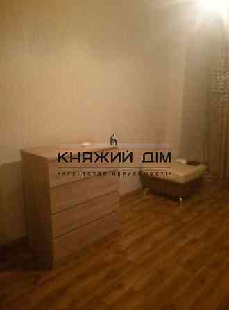 Оренда Квартира 1-кімнатна, 4/16 поверх на Ахматовой Анны ул. Київ