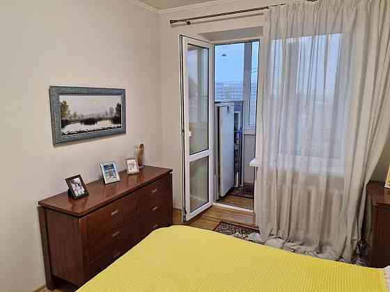 Продаж Квартира 3-кімнатна, 6/9 поверх на Осенняя ул., 9А Dnipro