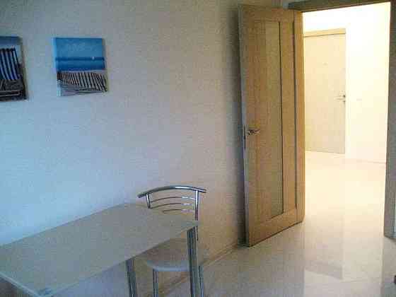 Оренда Квартира 1-кімнатна, 16/25 поверх на ул. Урловская, 23в Киев