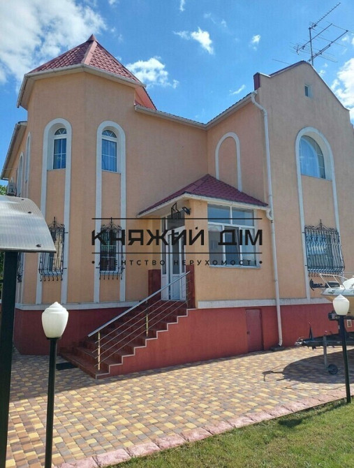 Оренда великого затишного будинку у Київській обл., с.Щасливе. Код об'єкту:№ 139366  - фото 1