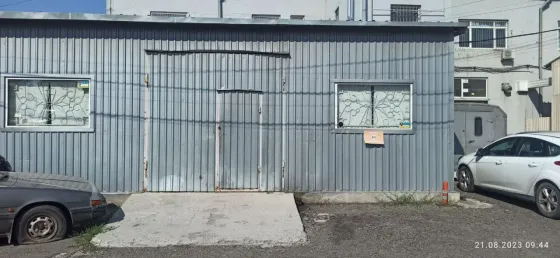 For rent Warehouse / Hangar area 163 sq.m  Dnipro Пр Богдана Хмельницького Dnipro