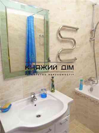 Продається простора 2-х к. Кв. по вул. Єлизавети Чавдар 11. № 21145130 Київ