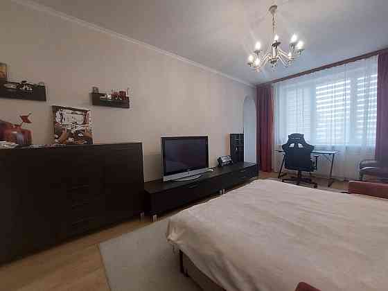 Оренда Квартира 1-кімнатна, 14/22 поверх на шоссе Харьковское, д.150 Kiev