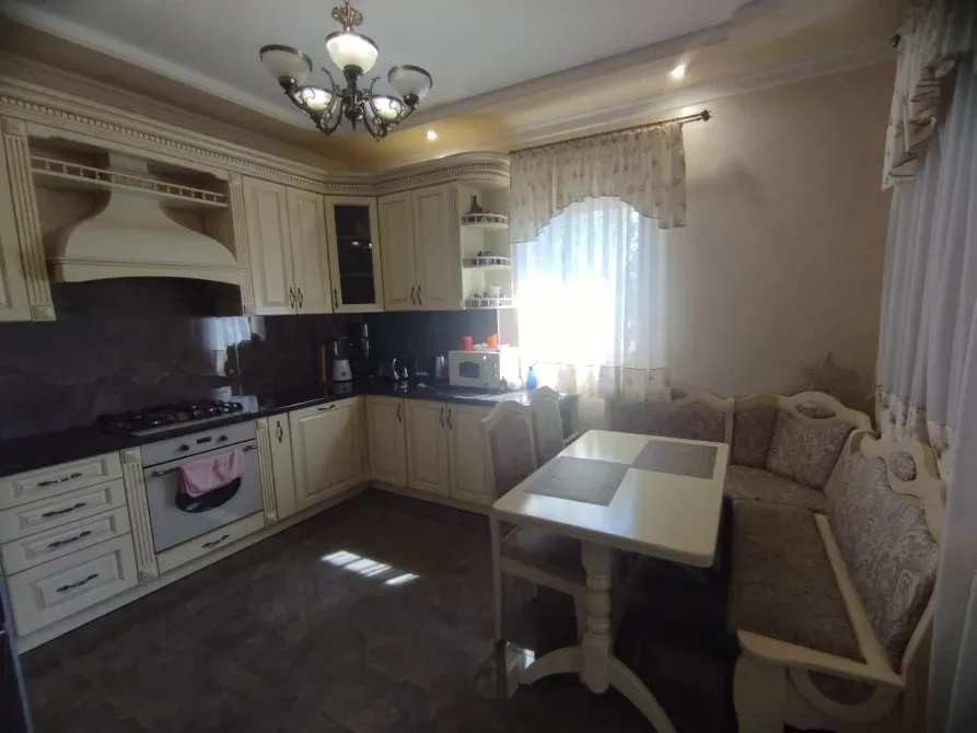 Оренда 2-поверховий Будинок з ділянкою 6 сот 268 кв.м 4 кімн. на Тернопільська Ужгород - фото 16