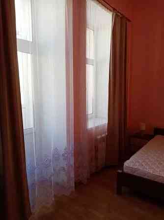 Оренда Квартира 3-кімнатна на ул. Лютеранская Київ