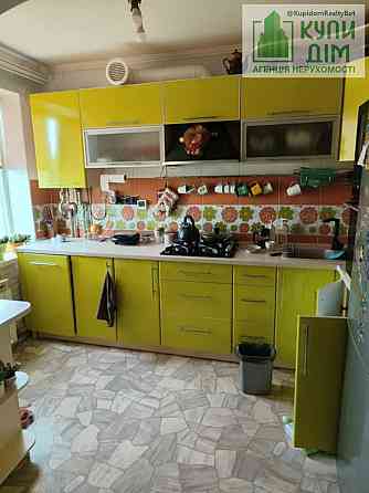 Продаж Квартира 4-кімнатна, 10/10 поверх на вул. Жадова Кропивницький