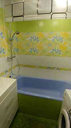 Продаж Квартира 2-кімнатна, 15/16 поверх на Хорольська вул., д. 1 Kiev