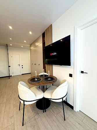 Продаж Квартира 1-кімнатна, 7/26 поверх на Дніпровська наб. вул., д. 12 Київ