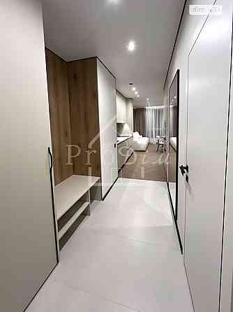 Продаж Квартира 2-кімнатна, 16/23 поверх на Всеволода Змієнка вул., 15/23 Київ