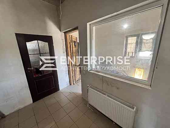 Продаж 2-поверховий  з ділянкою 20 сот 150 кв.м 5 кімн. на Лебедівська вул. 