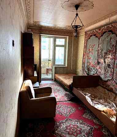 Продаж Квартира 3-кімнатна, 5/9 поверх на Калиновая ул., 75 Дніпро