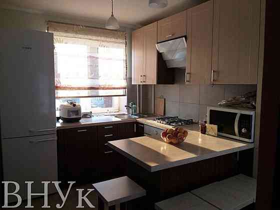 Продаж Квартира 3-кімнатна, 8/9 поверх на вул. Наукова Львів