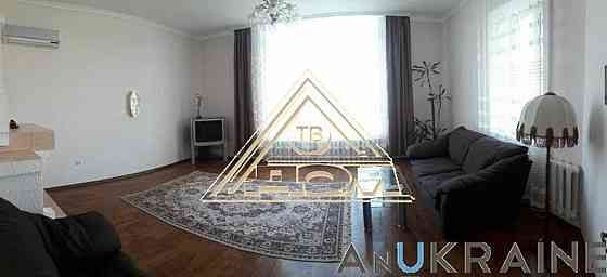 Дом с бассейном на 14 ст. Черноморской дороги Лиманка