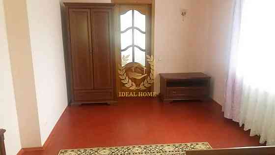 Продаж Будинок 4-кімнатний 