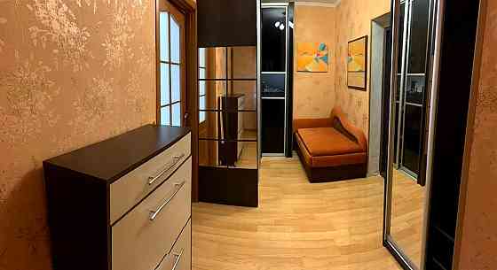 Продаж Квартира 1-кімнатна, 20/25 поверх на Пчілки Олени вул., д. 5 Kiev