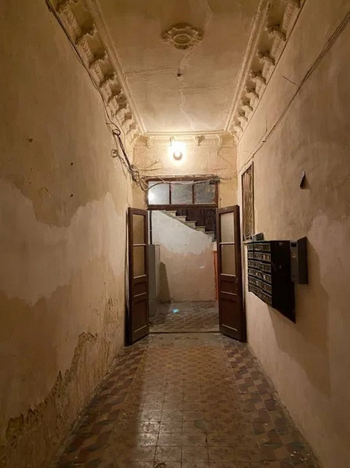 Коммунальная ( почти полноценная однокомнатная ) квартира Odessa - photo 8