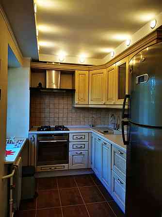 Оренда Квартира 3-кімнатна, 2/9 поверх на просп. Павла Тичини, 19 Київ