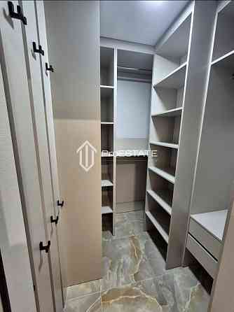 Продаж Квартира 1-кімнатна, 19/25 поверх на вул. Олександра Олеся Київ