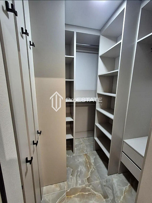 Продаж Квартира 1-кімнатна, 19/25 поверх на вул. Олександра Олеся Київ - фото 2