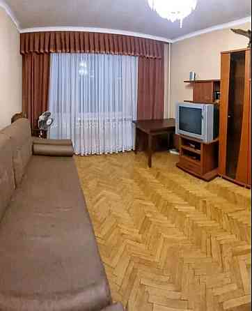 Оренда Квартира 3-кімнатна, 7/9 поверх на Вербицького, 24а Киев