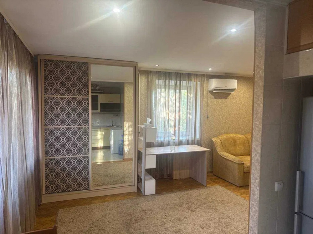 Оренда Квартира 1-кімнатна, 4/5 поверх на Дорогожицька, 16 Київ - фото 1