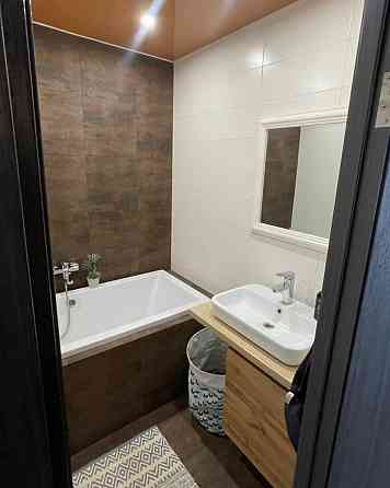 Продаж Квартира 3-кімнатна, 9/9 поверх на Коцюбинського вул., 5Б Ternopil'