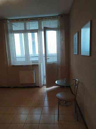 Оренда Квартира 1-кімнатна, 21/25 поверх на вул.Воскресенська, 12-а Kiev