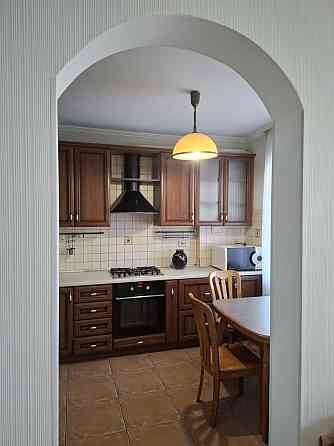 Продаж Квартира 3-кімнатна, 5/9 поверх на Юлії Здановської вул., д. 29 Київ