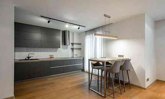 Продаж Квартира 1-кімнатна, 5/25 поверх на Воскресенська вул., д. 16 Киев