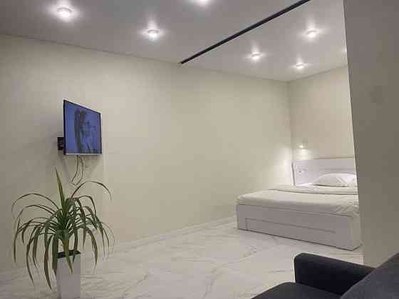 Продаж Квартира 1-кімнатна, 4/27 поверх на Вишняківська, 4 Kiev