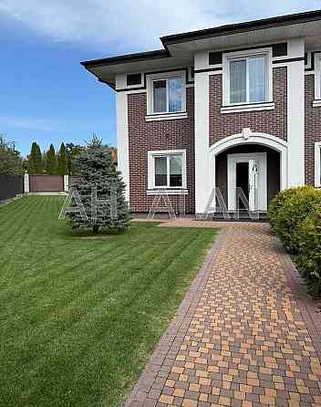 Продаж Будинок 6-кімнатний на Лісова вул., 1 Khotiv