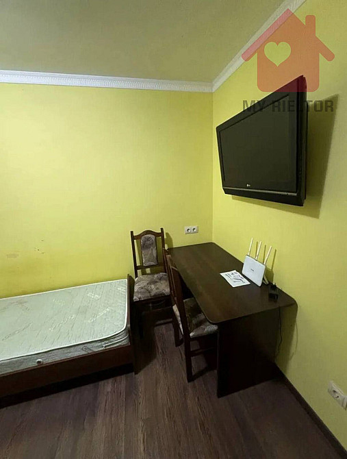 Продаж Квартира 3-кімнатна, 1/5 поверх на Володимирська Ужгород - изображение 2