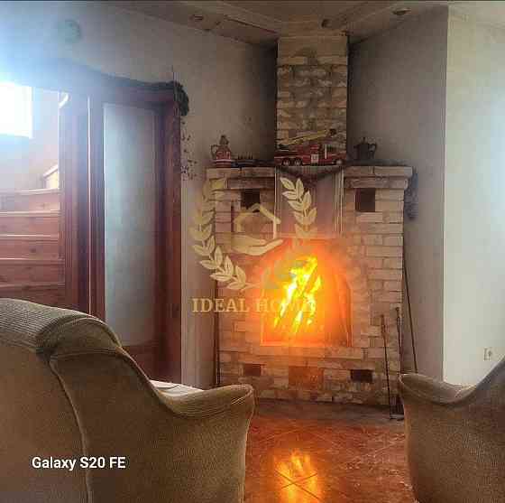 Продаж Будинок 4-кімнатний Київ