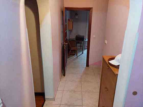 Оренда Квартира 3-кімнатна, 4/10 поверх на ул. Бориса Гмыри Киев