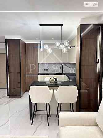 Продаж Квартира 1-кімнатна, 3/21 поверх на Михайла Максимовича вул. (Онуфрія Трутенка), 24в Київ