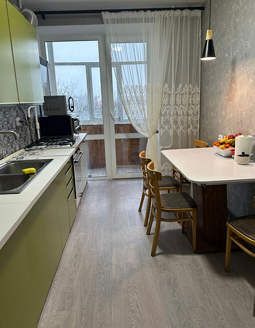 Продаж Квартира 3-кімнатна, 6/9 поверх на вул. Дмитра Донцова Житомир - фото 1