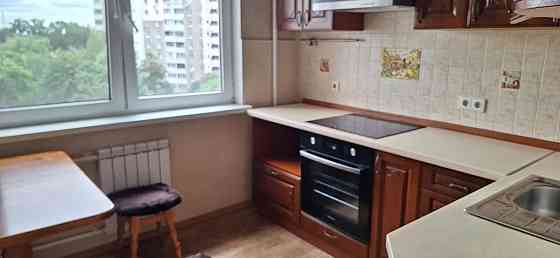 Оренда Квартира 2-кімнатна, 7/18 поверх на вул. Академіка Заболотного, 106 Киев