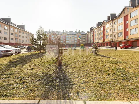 Продаж 3к Квартира 100 кв.м вул. Героїв Крут 6  - фото 9