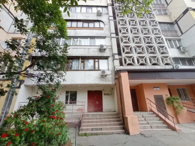 Продаж Приміщення в житловому будинку площа 75 кв.м 1-й поверх на Робоча 75 Дніпро - фото 1