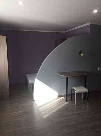 Оренда Квартира 1-кімнатна, 2/3 поверх на Садовая ул., 191 Киев