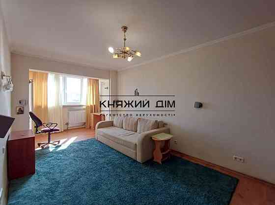 Продаж Квартира 2-кімнатна, 6/16 поверх на Анны Ахматовой ул. Київ