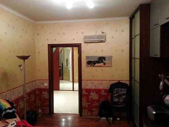 Оренда Квартира 2-кімнатна, 4/16 поверх на пр. Николая Бажана Kiev